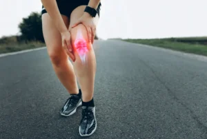 Rodilla hinchada con bursitis – bursitis en la rodilla