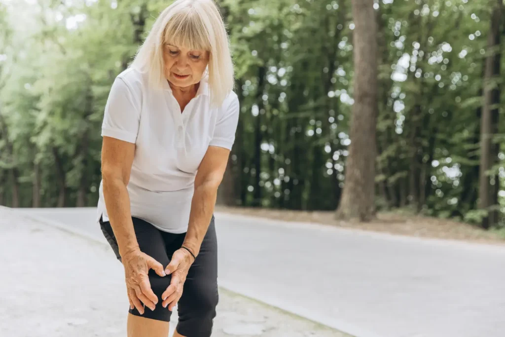 dolor de rodilla al caminar o flexionar