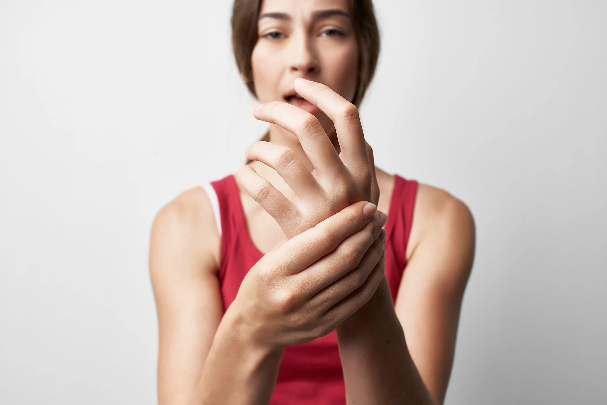 adormecimiento de manos - clinica del dolor